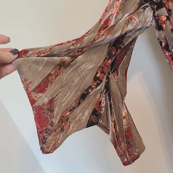 ONE WORLD Orange and Tan Patterned Kimono - Picture 5 of 7